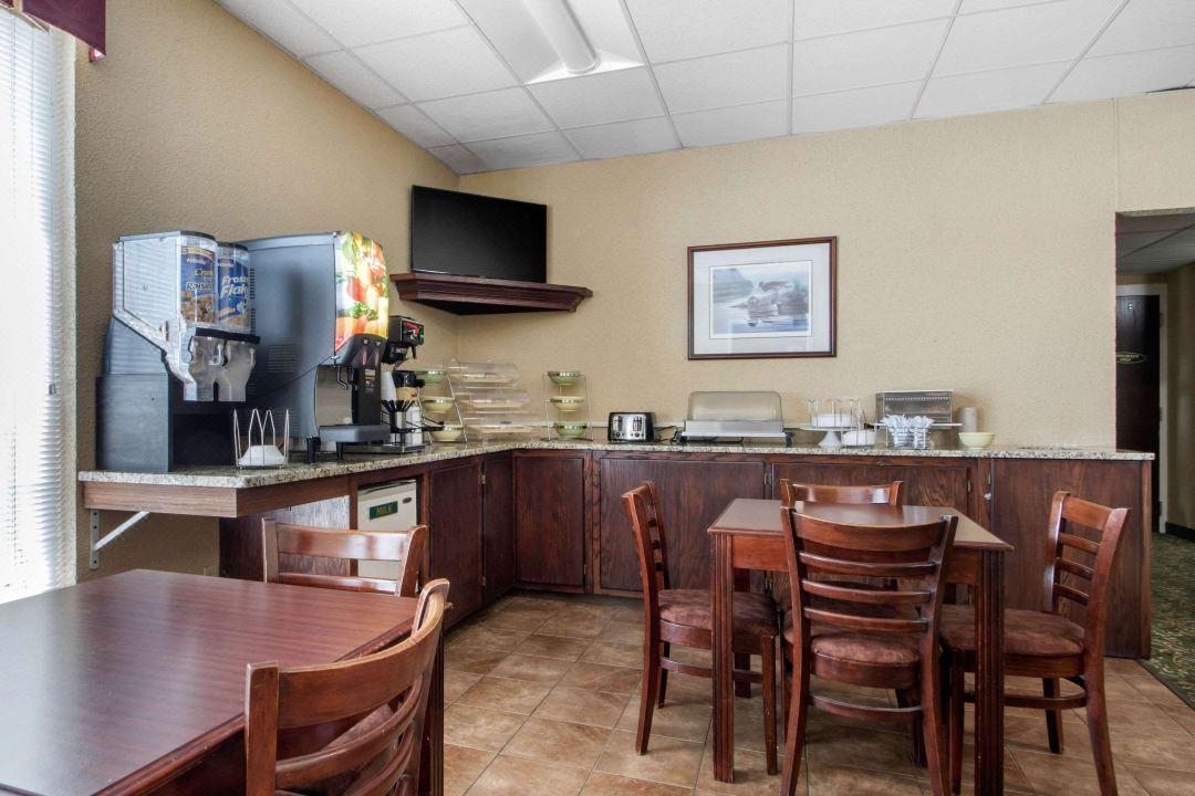Econo Lodge Inn&Suites Wisconsin Dells Exterior foto