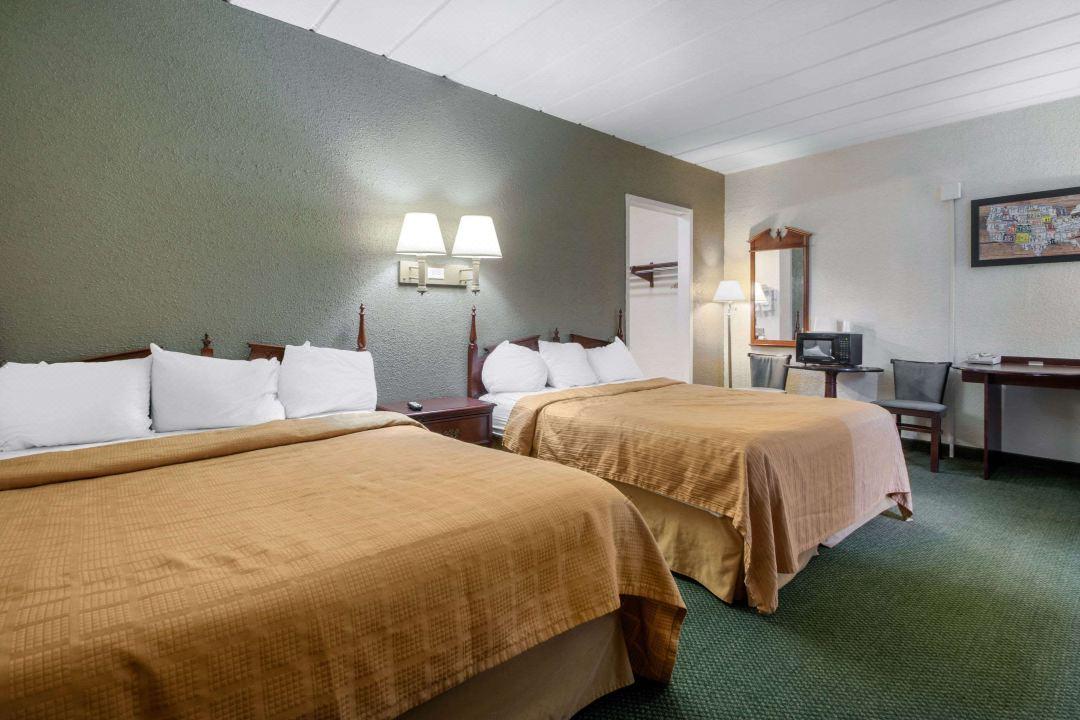 Econo Lodge Inn&Suites Wisconsin Dells Exterior foto
